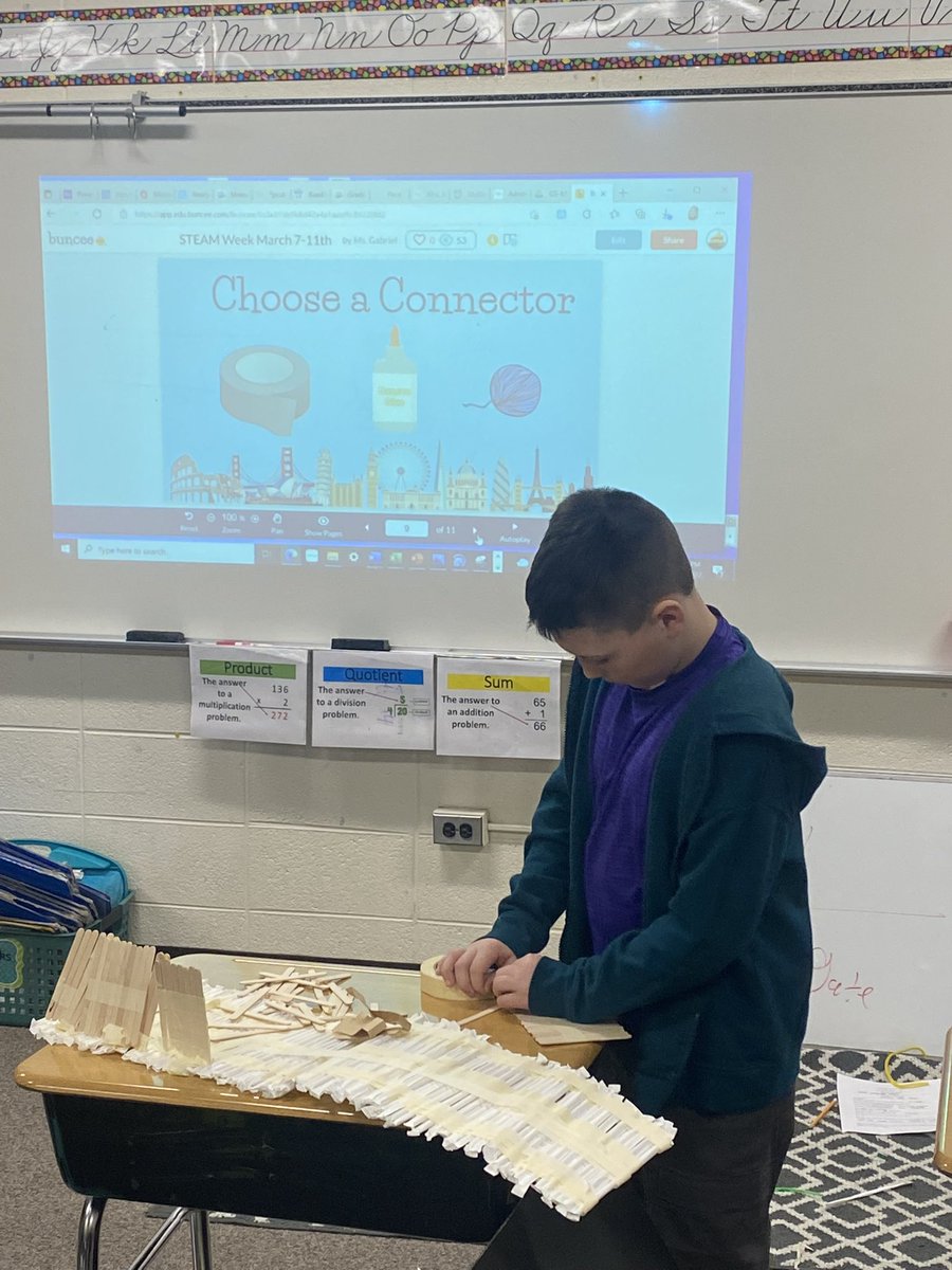 MissCaraG's tweet photo. Group 1 - STEAM Week Project: Building Big Ben, Eiffel Tower, Golden Gate Bridge, Sydney Opera House, and more famous landmarks. @Chelsea_Tigers #157cmarches https://t.co/83DABkLVKu