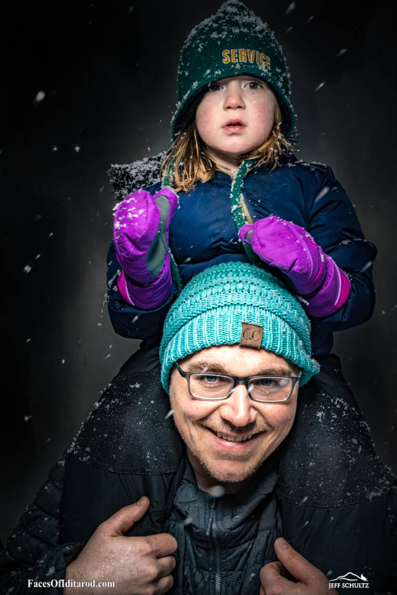 IditarodJeff's tweet photo. Meet Derek & Scarlett Szabo! They're at the #Iditarod50 to see some dogs and mushers as they come by.
Read their stories (and over 650 more!) on: https://t.co/SHuiCDOxHY
#Iditarod2022 #photography #alaska #jeffschultzphotography https://t.co/4iWYnl0xmo