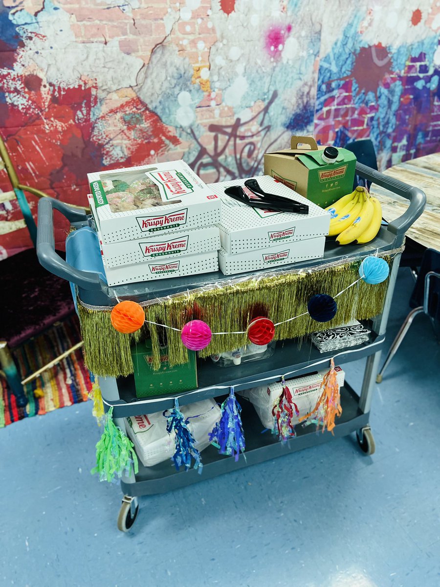 There’s no better way to SELebrate Thankful Thursday then a treat trolley full of <a href="/krispykreme/">Krispy Kreme</a> doughnuts for our  amazing teachers! 🍩 #SELday #gratitude