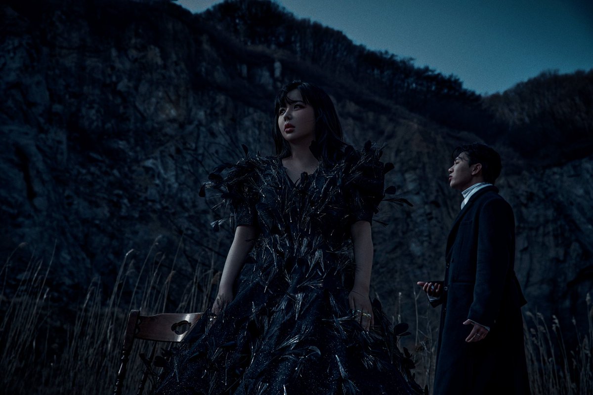 npomvtt's tweet photo. LINDISSIMA! Park Bom libera fotos teasers e o terceiro MV teaser para o seu novo comeback "Flower" que acontece no dia 11 de Março em parceria com Kim Minseok. https://t.co/5WR2qi0BWJ