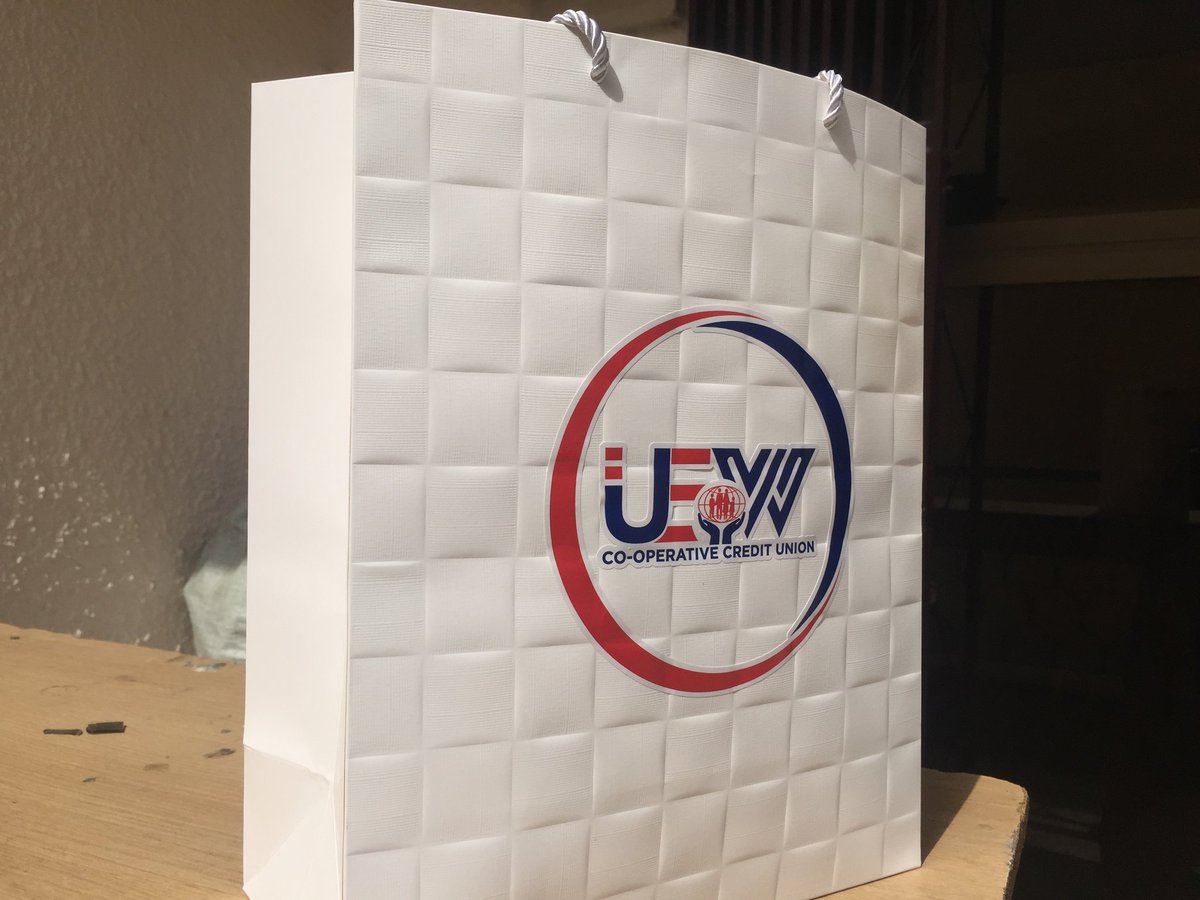 LEXBERTM's tweet photo. We customize bags to suit every occasion. Contact Lexbert Multimedia today for yours on 0501583128/0202522406

#paperbag #paperbagcustomization #printing #brilliantfinishing #lexbertmultimedia #contactus https://t.co/zyJG8vHl2p