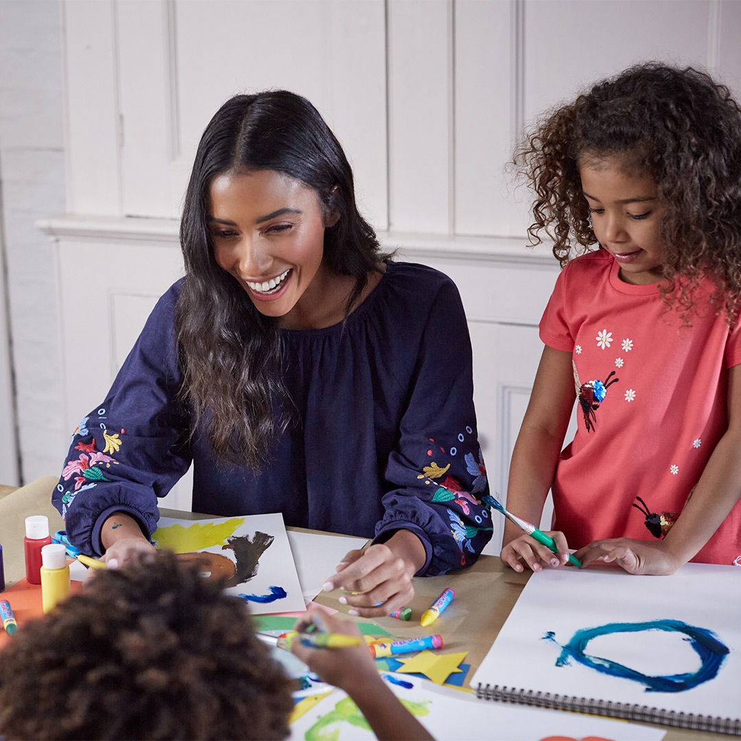 CountryAttire's tweet photo. #COMPETITION | #MothersDay⁠
⁠
#Win your choice of £200 worth of Joules from Country Attre
⁠
Enter:⁠
Follow @countryattire⁠
Like &amp; Retweet⁠
Each tag is an extra entry!⁠
⁠
Ends 24.03.22. 5pm.⁠
#Giveaway #Prize #Ukcompetition #Joules #UKGiveaway #UKPrize #Winit #Giveawayuk https://t.co/vMfDQ97s1E