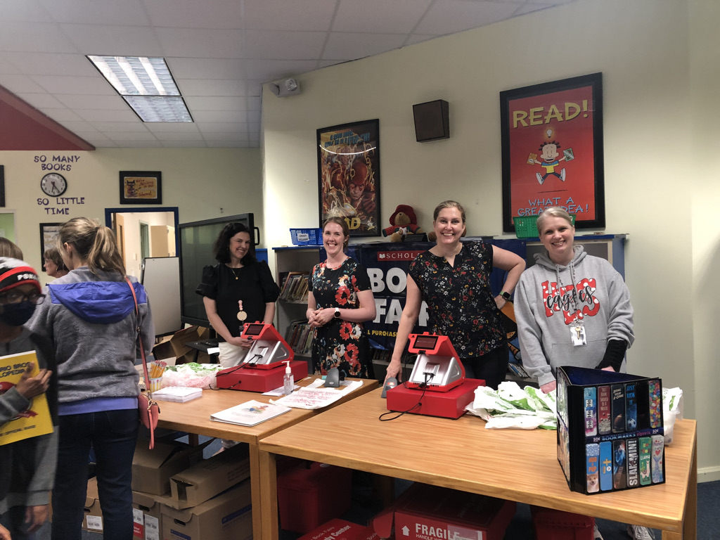 hrznes's tweet photo. Thank you to @TheHorizonPTA  and our Horizon family for your support of the book fair! It was a great fair! https://t.co/lbweYcrFrG