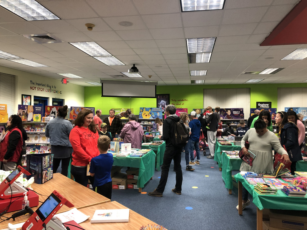 hrznes's tweet photo. Thank you to @TheHorizonPTA  and our Horizon family for your support of the book fair! It was a great fair! https://t.co/lbweYcrFrG
