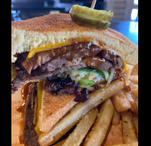 Everything you can want all in one sandwich!🤤🥰
.
lockhartsbbq.com ⁣
⁣⁣📞 248-584-4227⁣⁣ ⁣⁣
🚗 UberEats⁣⁣

#LockhartsBBQ #RealBBQ #MichiganEats #BBQ #RoyalOak #BBQlovers #Barbecue #BBQaddiction #OpenWeStand