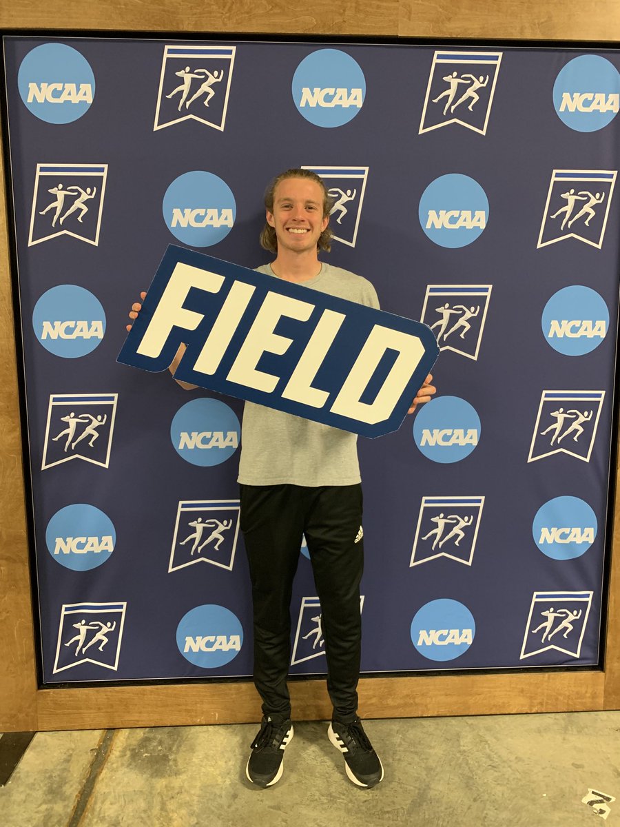 LETUTFXC's tweet photo. Day before the sting! #stingem #NCAAready #jumpingjack @LETUAthletics @LeTourneauUniv https://t.co/Pxr7V8KWKh