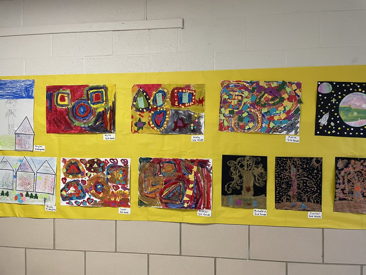 HilltopESAACPS's tweet photo. Happy Thursday, Hilltop Stars! Check out the art work we had on display at STEAM night yesterday! Thank you to @MsGuy_art and Ms Krome for growing our young students’ talents! #AACPSAwesome https://t.co/mZlJ814lwB
