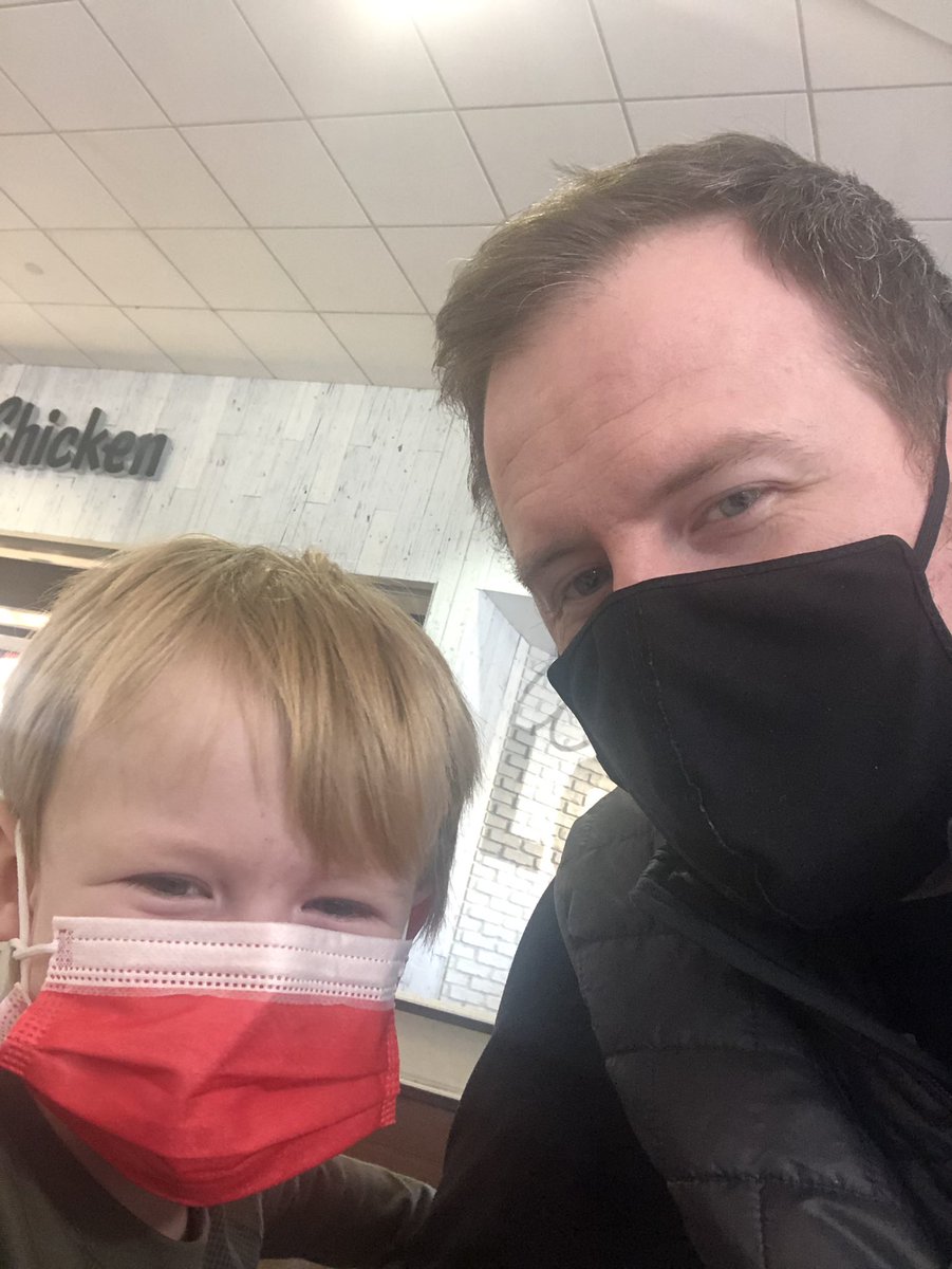 InvMatrixMan's tweet photo. SDF Airport with mini-meโฆ #TwoStuds https://t.co/OSr5LryzmM