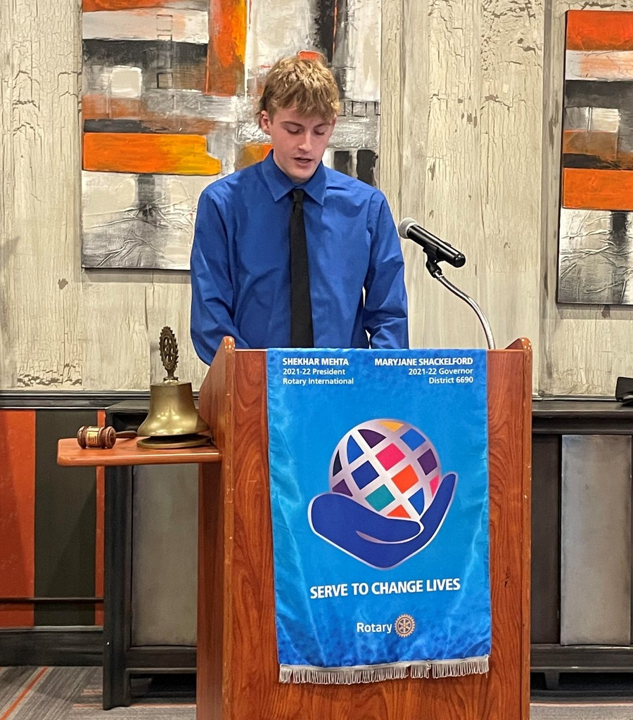 WestfallHS's tweet photo. Earlier today, Assistant Principal Christian Meister accompanied seniors Natalie Holland and Dominick Bush at Circleville Noon Rotary. Both Natalie and Dominick are outstanding students and did an excellent job representing our district! https://t.co/yxRGVzXf6v