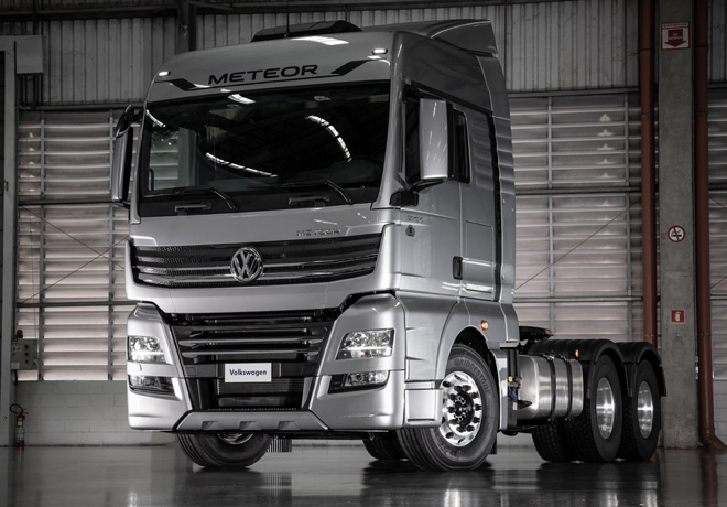 motoresapleno's tweet photo. #Volkswagen #Argentina presenta el #Meteor, el #camión extra-pesado que hará historia. #motoresapleno #industria #Expoagro #Expoagro2022 #VW #VWMeteor
https://t.co/FyYI0OqeTq https://t.co/HDuMX4GLTZ