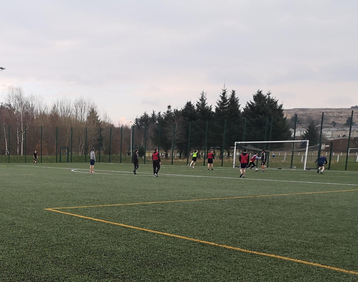 Lots going on in #DoonPE where our small department thinks BIG! <a href="/MissCalderPE/">Miss Calder</a> led S2 OAA mountain biking, <a href="/MrRowantreePE/">Mr Rowantree</a> &amp; Mr Farrow in NPA coaching &amp; N5 football performance, Mr McCulloch led S3 electives in interval training. We offer Higher/N5/N4/@DofE/NPA and more! #TeamDoon