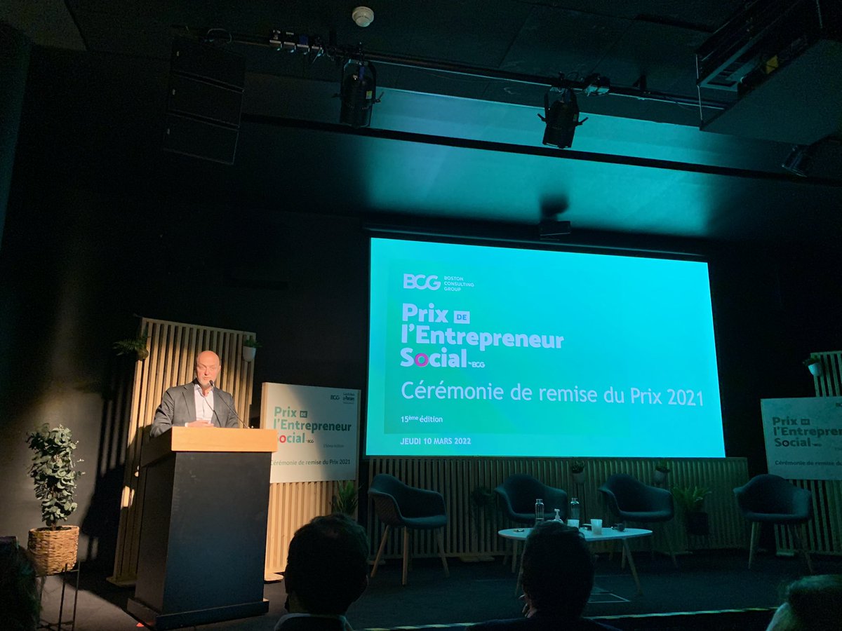 .<a href="/LouettePierre/">Pierre Louette</a> ouvre le Prix de l’entrepreneur social «chers entrepreneurs, vous êtes ici chez vous car le siège  <a href="/Echos_Parisien/">Les Echos-Le Parisien Communication</a> est la maison de l’#ESS » #Impact 🌏