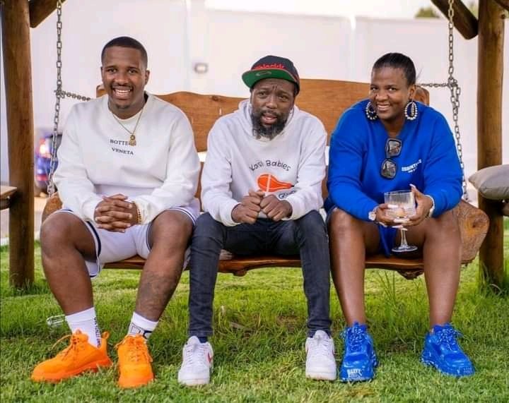 Malebo072's tweet photo. Mamkhize his so beautiful 😍 with Zola7 https://t.co/KltskdsNhe