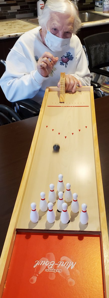 Let the good times roll! Our tabletop bowling league is a competitive bunch!
#MillPondHealthCampus  #SeniorLiving #ActivitiesIsA10