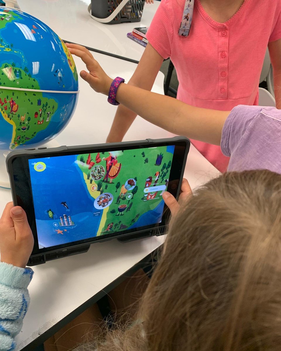 KristinBazemore's tweet photo. Our first graders are traveling the globe 🌏 using augmented reality with Orboot Earth! Their expressions were priceless! @CBElementary #BookswithBazemore #Fivestardifference https://t.co/D0sRWm5Pp9
