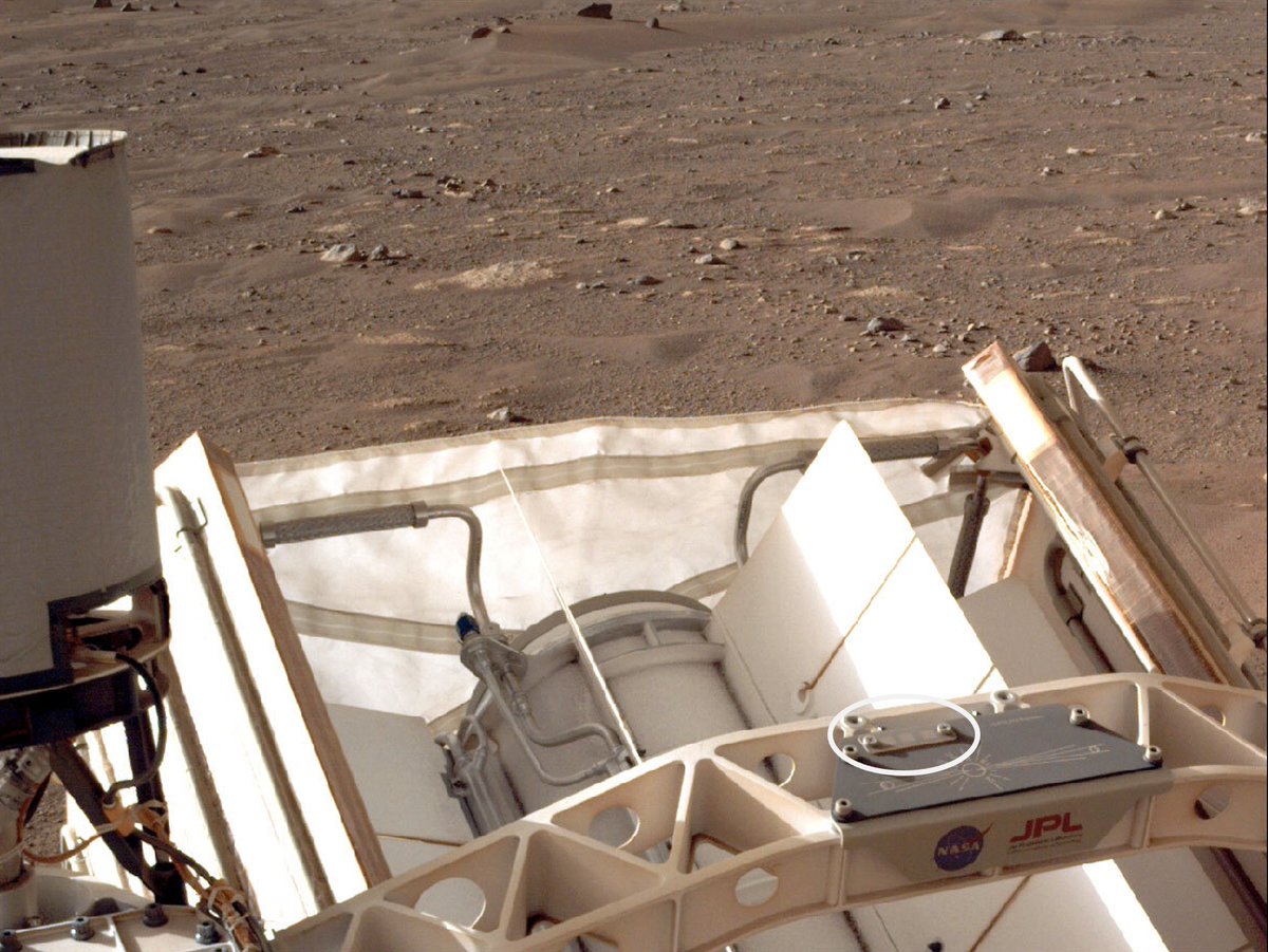 NASAMars's tweet photo. Did you send your name to Mars with @NASAPersevere or @NASAInSight? https://t.co/xWbBluAoXN

Now you can send it around the Moon with @NASAArtemis! https://t.co/BMfPczrOTr 🚀 https://t.co/7Re1FNharh