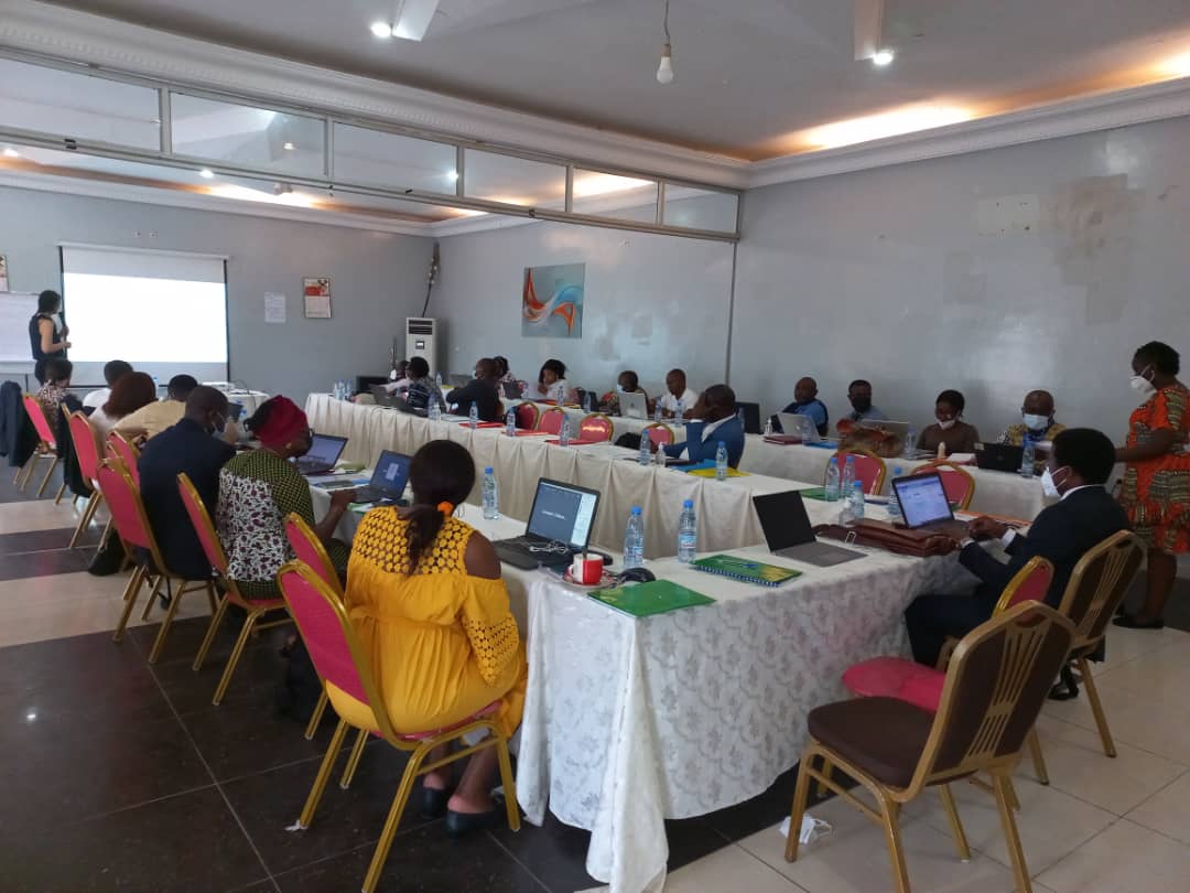 ghsscm's tweet photo. Staff of #DPML, #NACC  @MinsanteCMR, @CDCgov, #GHSS, @CBCHSORG, #NPHL, @CIRCB etc. are in a workshop organized by @ICAP_ColumbiaU in Mbalmayo-#Cameroon  to examine the protocol on Recent HIV-1 Infection Surveillance/tracking with Recency Assays to Control the Epidemic (TRACE). https://t.co/ol5I2FdsRe