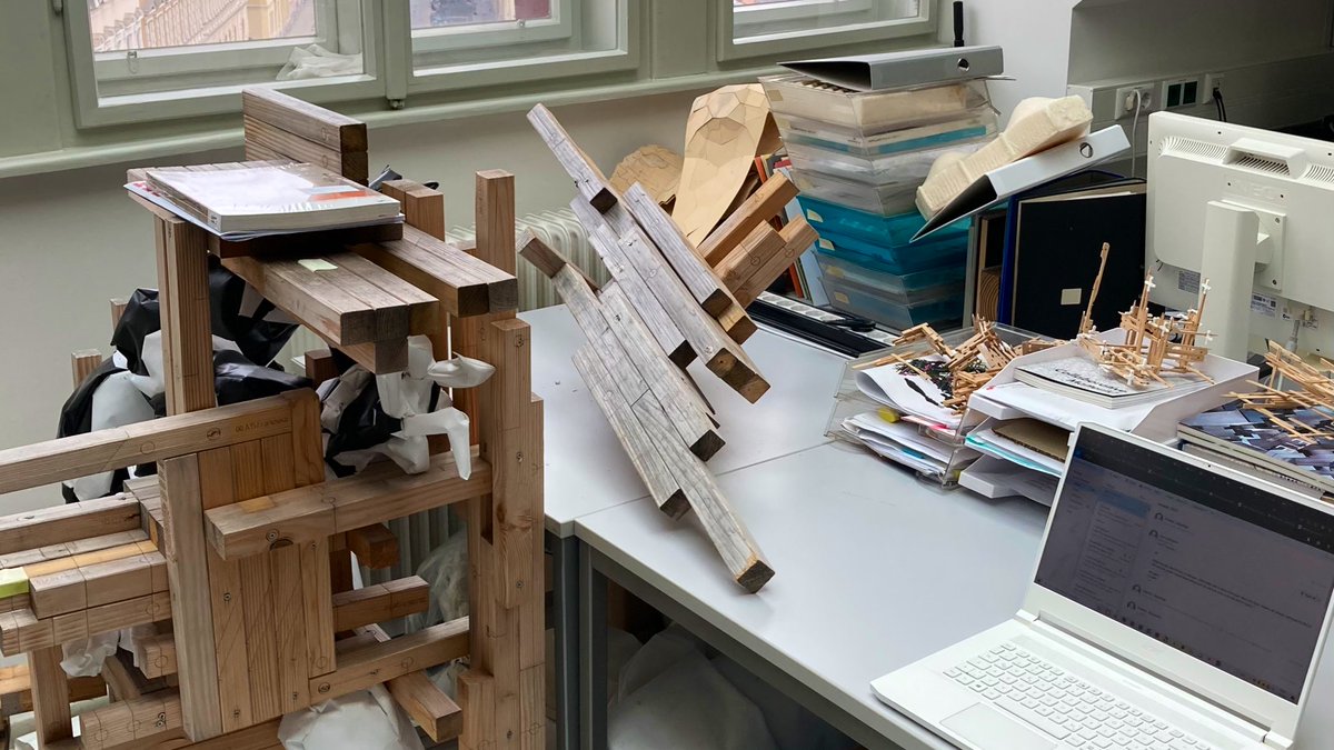 grasser_alex's tweet photo. my worplace in Graz 🥸
a daily immersion in generative ++ combinatorial ++ computational ++ human centered ++ realtime ++ collaborative = Open Architecture
#CollaborativeObjects #realtimearchitecture
#CleanNFT https://t.co/wFQEw3d2P9
