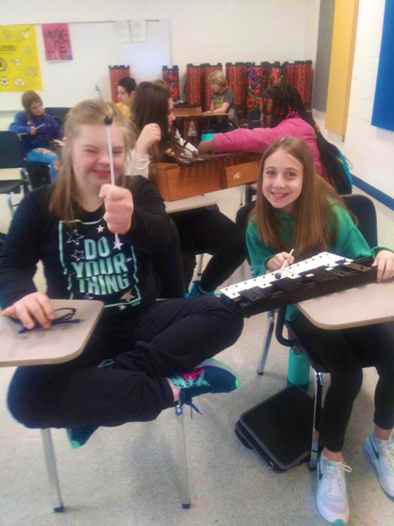 TEMDClassroom's tweet photo. We had a great time working together to make music with peer helpers in music class today! We are learning how to play different instruments! #ewingpride #BetterTogether https://t.co/Q0s65AX0Rb