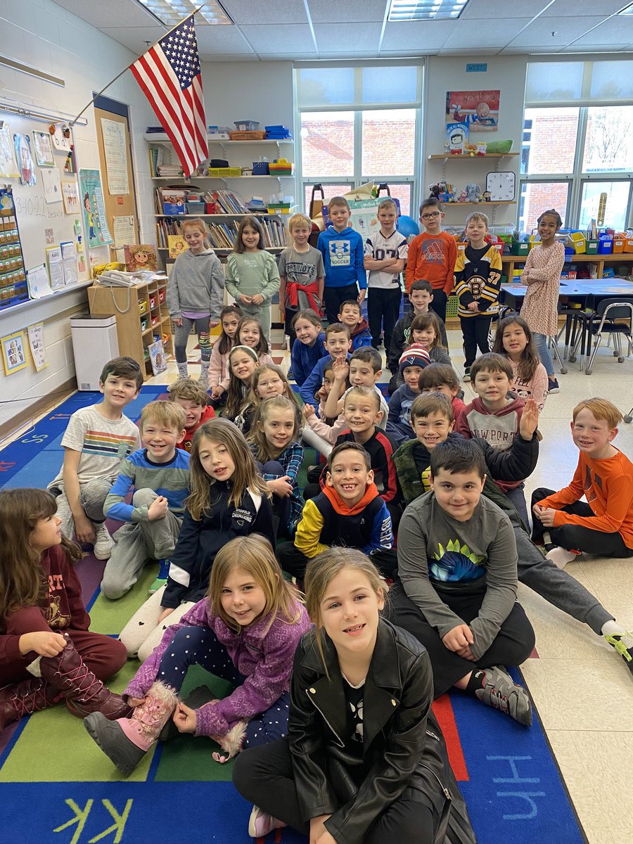 SSS1Juliano's tweet photo. Thank you @MrsForrestSSS  for joining  1Js morning meeting!!! https://t.co/89APn1I7Rs