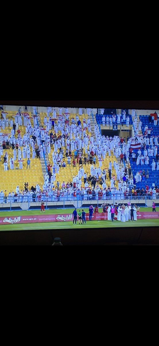 ialkhalfan's tweet photo. العربي .. 
يضرب جرس الدخول المستحق في زوايا المربع الذهبي وبكل جداره .. الف الف مبروك يالعرباويه .. 
فرحتونا الله يفرحكم 🔴⚪️
#الاكبر_في_قطر https://t.co/Wrug96ULVs