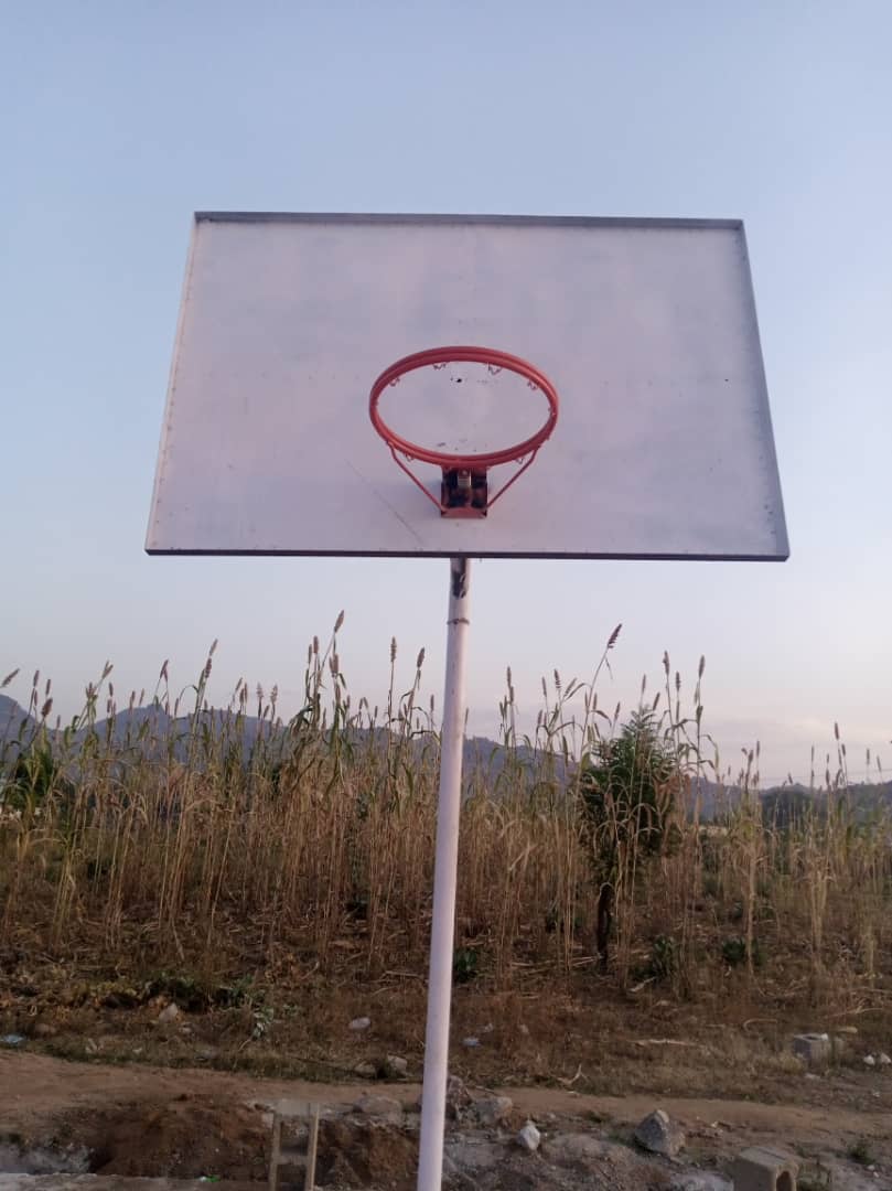 TrackaNG's tweet photo. MISPLACED PRIORITY!!
Project: Construction of basketball pitch in Bazza Michika and Gulak in Madagali/Michika Federal constituency Adamawa State.
Amount :N20m 
Agency: NSPRI 

We tracked and reported that the pitch has been completed in Bazza, but yet to be constructed at Gulak. https://t.co/Jgj9B8P6qB
