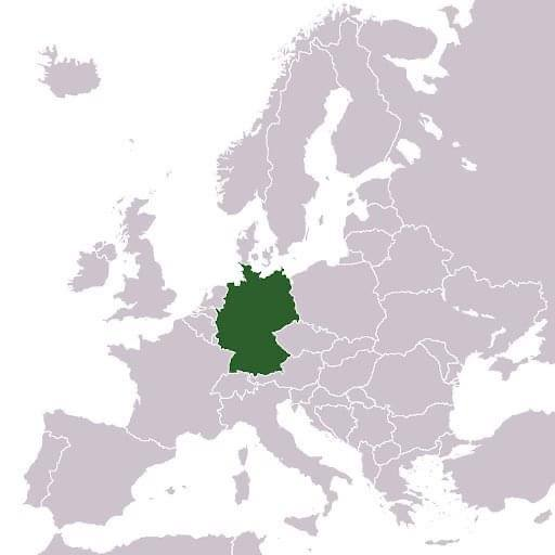 DrRaih's tweet photo. @MarcoBuschmann Ihr macht Euch so lächerlich, unfassbar. Länder, wo Corona noch so gefährlich ist, dass es eine #IFDG braucht, das angeblich #Freiheit und #Sicherheit bringt. Propagiert von Leuten, die Statistiken nicht lesen können. https://t.co/vi9fgWzM3V
