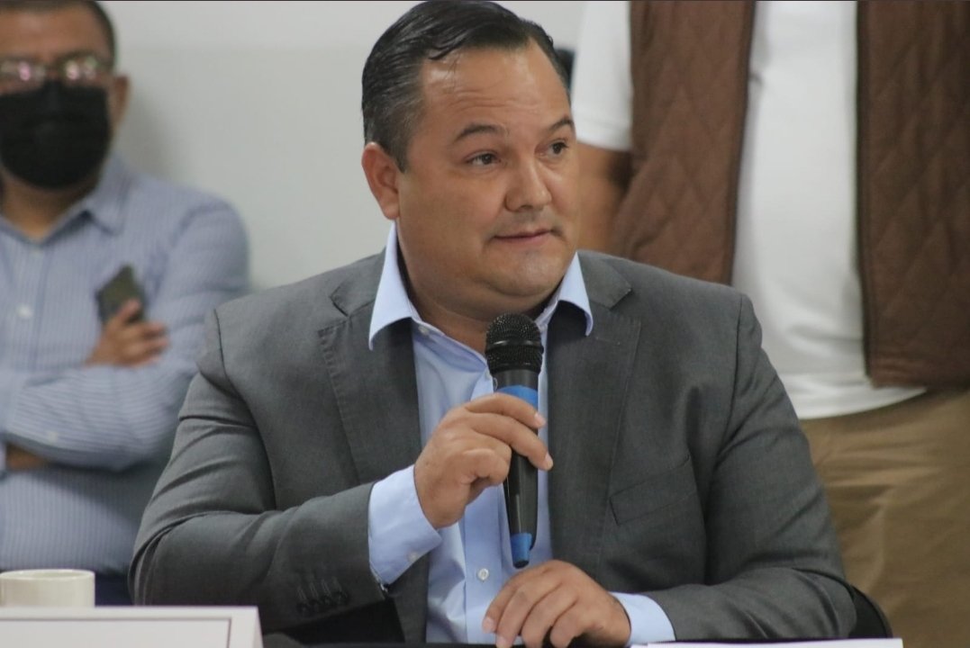 BetoSanchezOrt's tweet photo. En comparecencia titular @CES_Morelos señale que funcion #seguridadpublica   obliga a observar #ddhh por ello pregunte si cuenta con Protocolos Actuación para Atención de Personas con #discapacidad e Interpretes Lengua de Señas mexicana y en Sistema Braille. https://t.co/T89eZ8k1iN