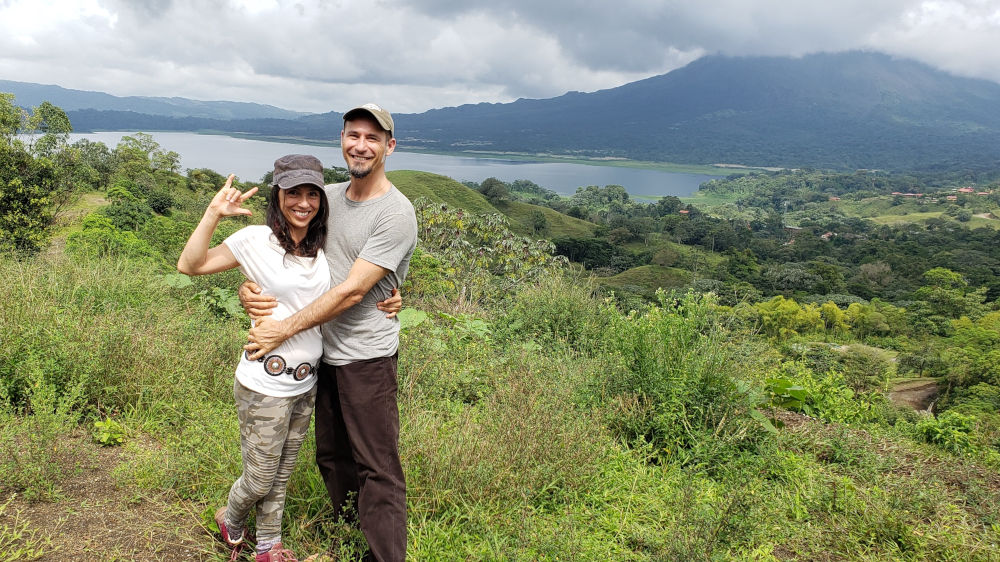 RegenNationCR's tweet photo. 🌿Welcome to the 2nd part of my 3-part series, recounting what I’ve learned after a dozen interviews and half a year of podcasting! We’re going to reflect on our trip to the Caribbean coast and some of the awesome players we met along the way!🌿
https://t.co/8vbdCo0u28 https://t.co/fbz4acR5w2