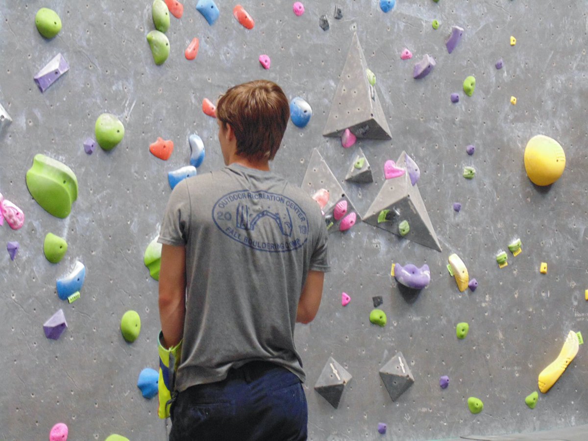 cliffhangersnc's tweet photo. Come check us out! #rockclimbing #familyfun https://t.co/pKbE0SV6pT