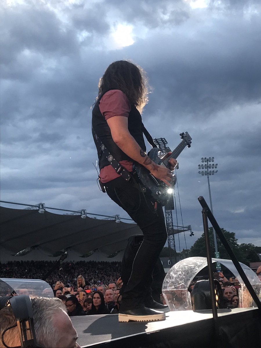 BRK1979's tweet photo. @BonJovi @TheRealPhilX Happy Birthday @TheRealPhilX.  This is at Dublin’s RDS, June 15th 2019 https://t.co/AKpe9Cjaii
