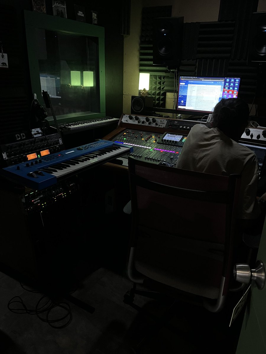 DanGanja's tweet photo. Who needs studio time this weekend?
DM me for more info.
📍 #ControlRoomStudios https://t.co/8NFaXwsmne