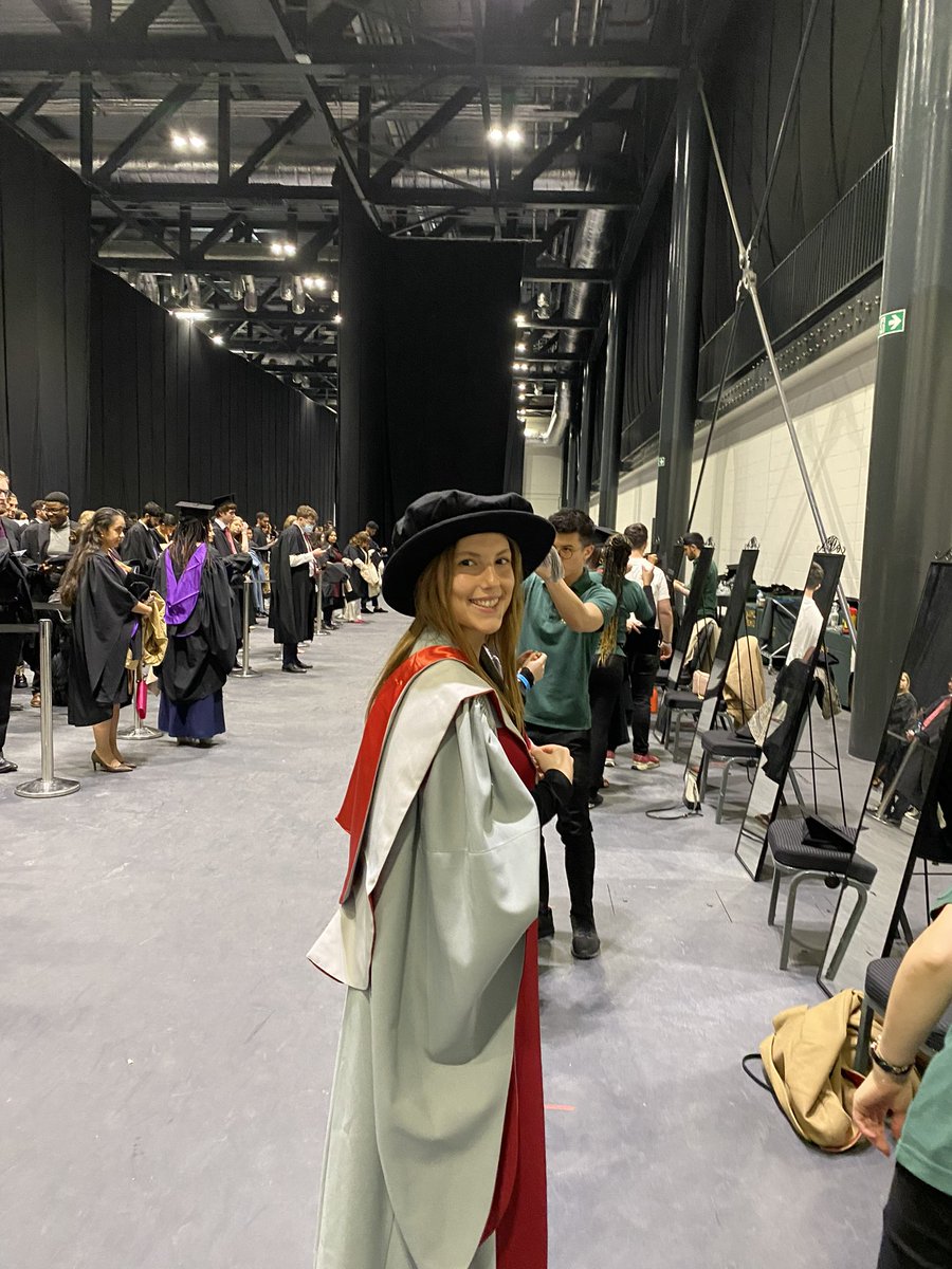 dbakkalci's tweet photo. Very happy to have in person graduation for my PhD π« @UmberCheema @sfedelelondon @uclmedsci @UCLDivofSurgery @3dmodelsucl https://t.co/uzdSSRgJsW