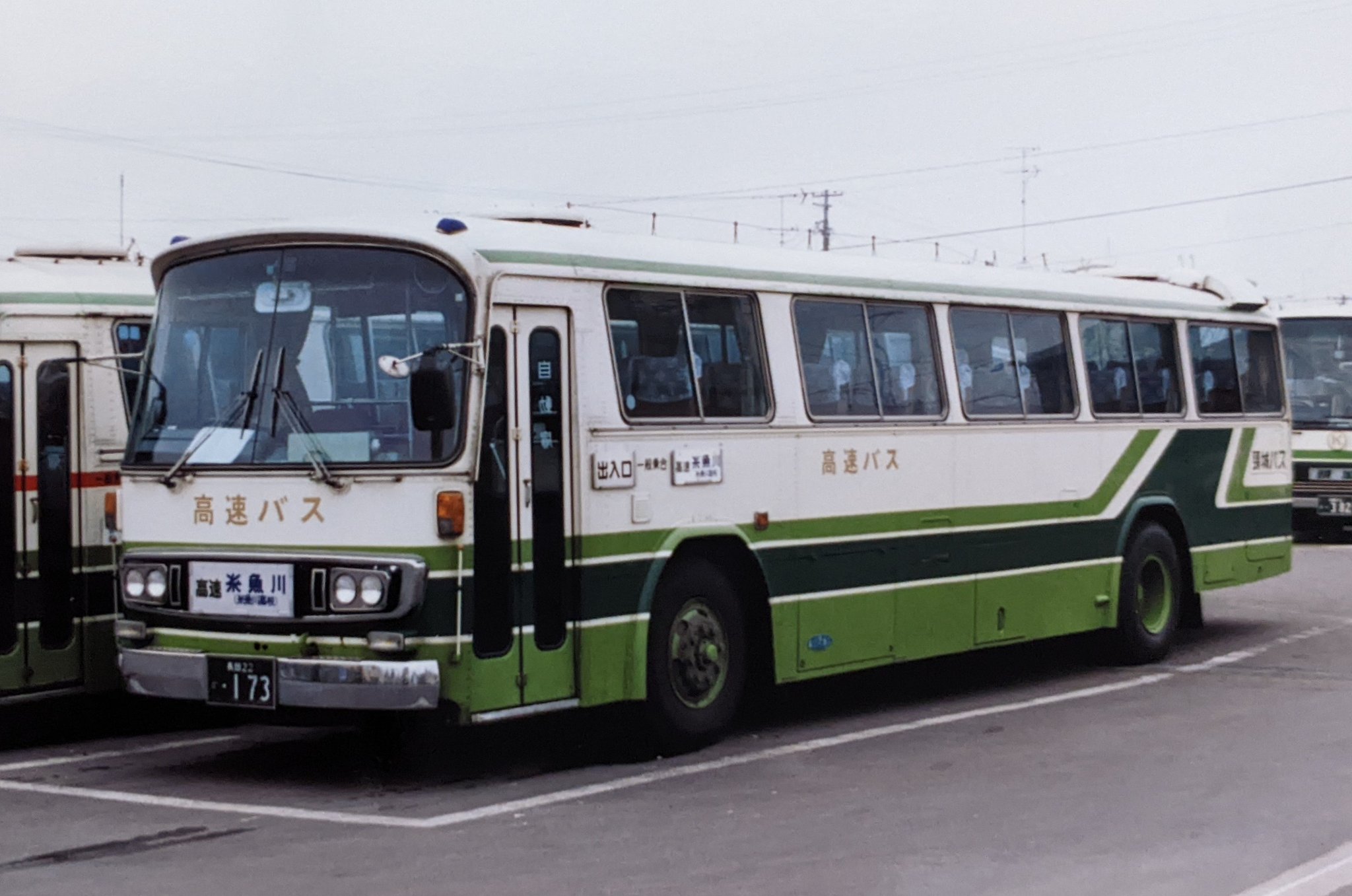 頸城自動車株式会社　ミニカー　3個　販促品？非売品？　頸城バス 頸城自動車株式会社 ミニカー 3個 販促品？非売品？ 頸城バス