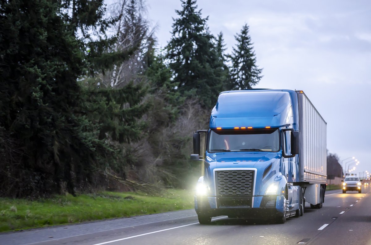 graymfginc's tweet photo. With a remote diagnostics plan in place, #FleetMgt can cut down on diagnostic time, allowing for swift repairs and increased uptime. — via @fleetMx https://t.co/PEMM2qCWAc https://t.co/QOSqLX4W9m