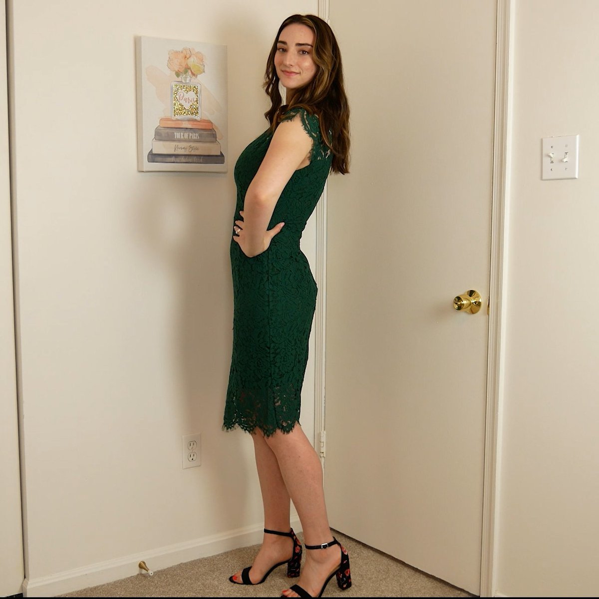 BigKhazarFeet's tweet photo. #abbyshapiro #abigailshapiro #feet #toes #footfetish #classicallyabby https://t.co/265w9Wq69L https://t.co/ZYCxd8D5ok