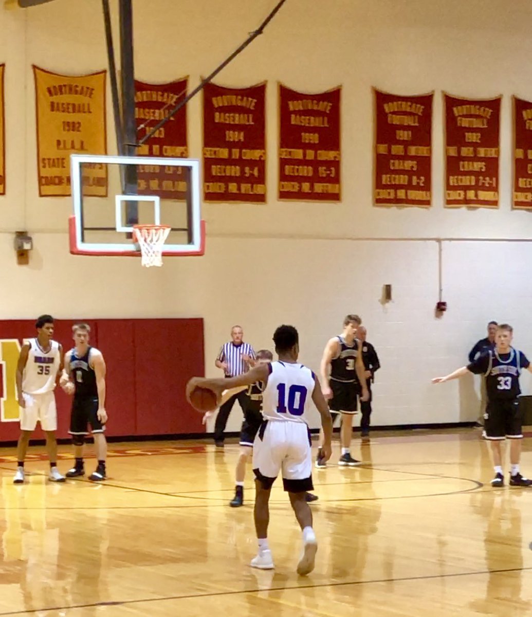 JMJ91003's tweet photo. all love , thank you ! @wt_boys_hoops https://t.co/c8LbJsmfBn