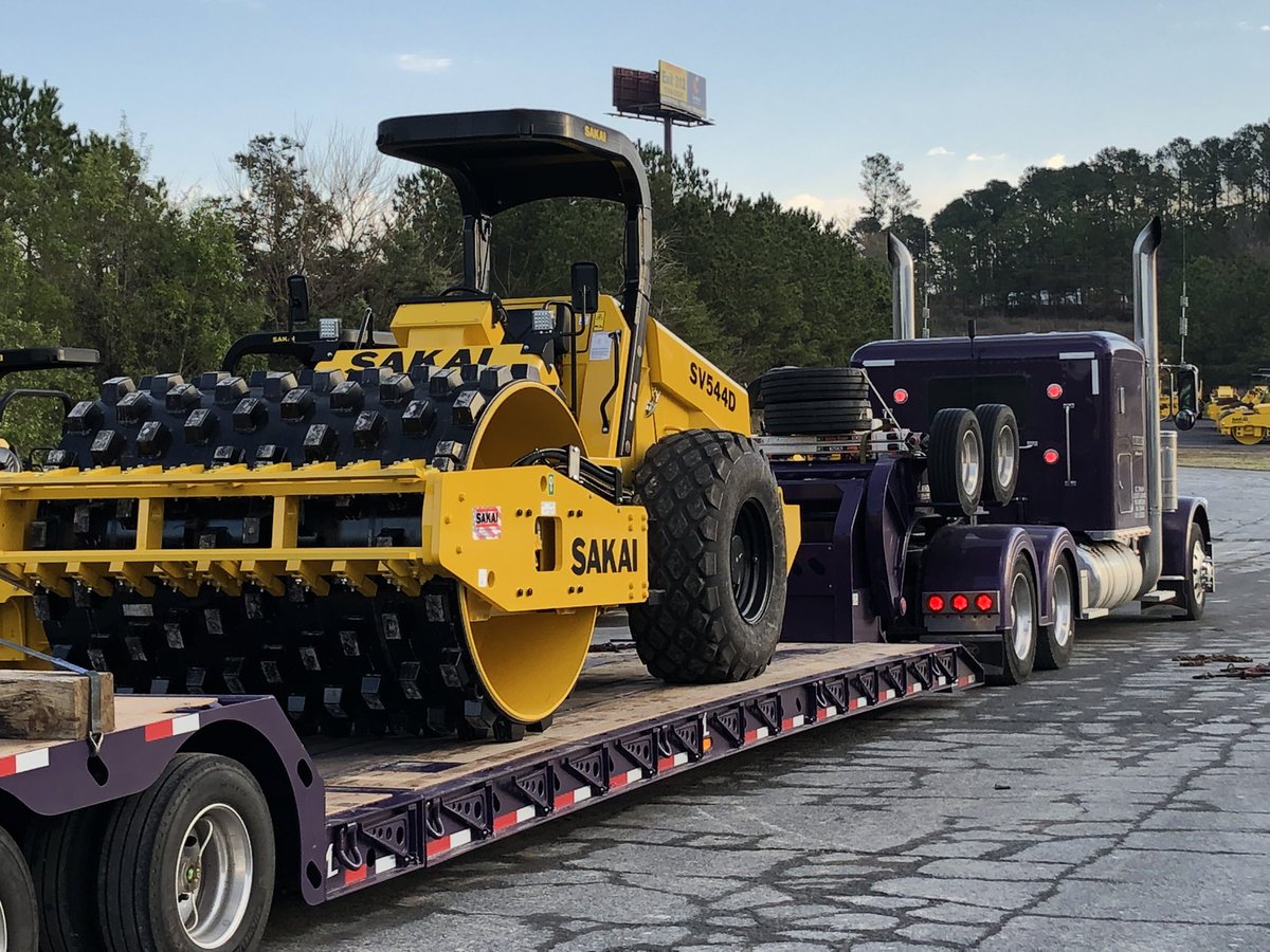 sakaiamerica's tweet photo. Big jobs call for big machines. Bobcat of Indy getting this big guy. SV544DF 84” smooth drum with padfoot shell kit headed North today. #mastersofcompaction https://t.co/UCsm8wssqd