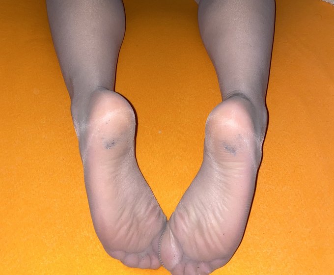 Do you like my feet?😍  #feet #asianfeet #asiangirlfeet #nylonfeet #soles https://t.co/QiLqoCcgDr<a href="/tag/feet"class="tags">#feet</a><a href="/tag/asianfeet"class="tags">#asianfeet</a><a href="/tag/asiangirlfeet"class="tags">#asiangirlfeet</a><a href="/tag/soles"class="tags"><span>#soles</span></a><a href="/tag/nylonfeet"class="tags"><span>#nylonfeet</span></a>