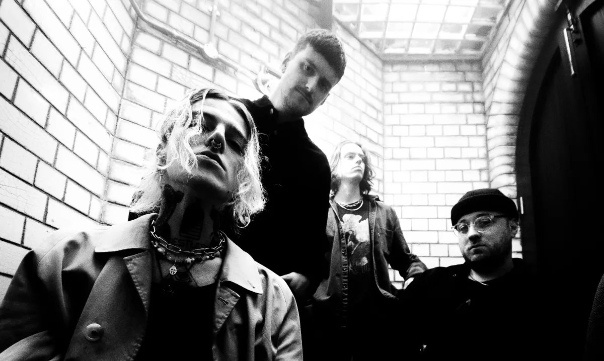 PREMIERE: <a href="/exitdreamuk/">Exit Dream</a>'s poetically emotional new track 'last cadence'. 

PLUS we speak to the band all about their inception, their future and everything in-between bit.ly/3hUco2Y