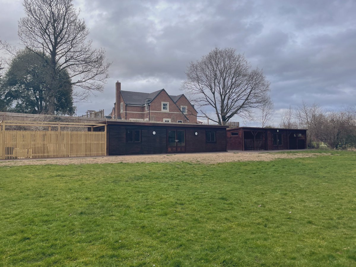 Pupils have been excitedly moving into the Pastoral Pod today🎉Our bespoke centre for regulation, support, THRIVE, advice &amp; guidance, complete with specific outdoor area created from pupil voice. Big thanks as always to the <a href="/AllPlayLTD/">All Play Solutions LTD</a> team for getting it spot on, from #TeamRigby