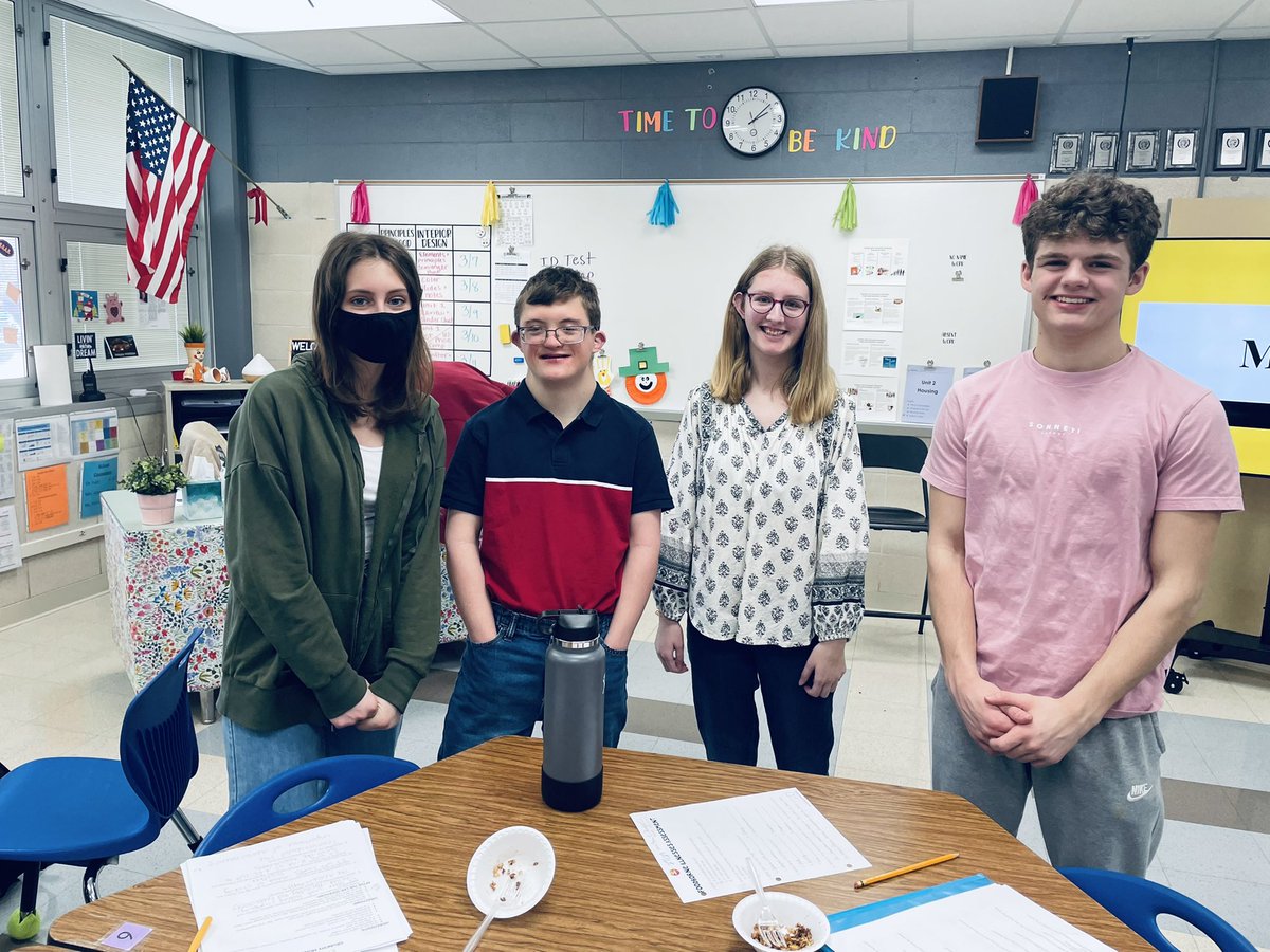 #SuperPanthers Paige and Isaac have the best cooking group! Audrey and Liam sure make our group whole 💛💜 #WeAreMaumee #CookingSkills #buddies #Vocationalskills <a href="/MHS_SP_Inc/">Super Panthers Inc.</a> <a href="/MaumeePanthers/">Maumee Panthers</a> <a href="/mashjaja/">Dr. Jamie Naragon, PhD</a> <a href="/ToddCramerMCS/">Dr. Todd Cramer</a> @TriciaSamuelMCS