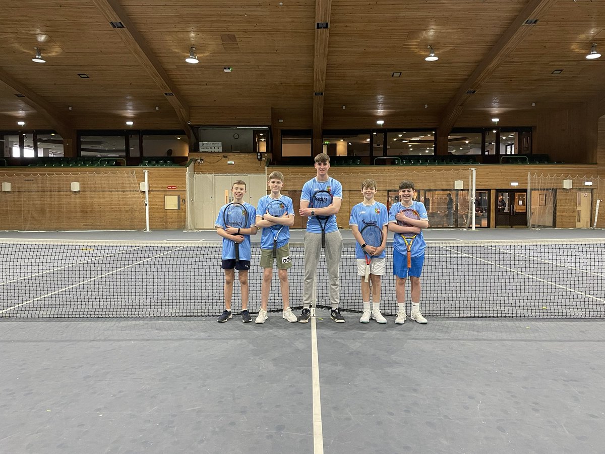 DunblaneHSSport's tweet photo. A very close tie and a great win for Dunblane High School boys tennis team 👏🎾Thank you for the great games @GlasgowAcademy https://t.co/b5EWndh6oO