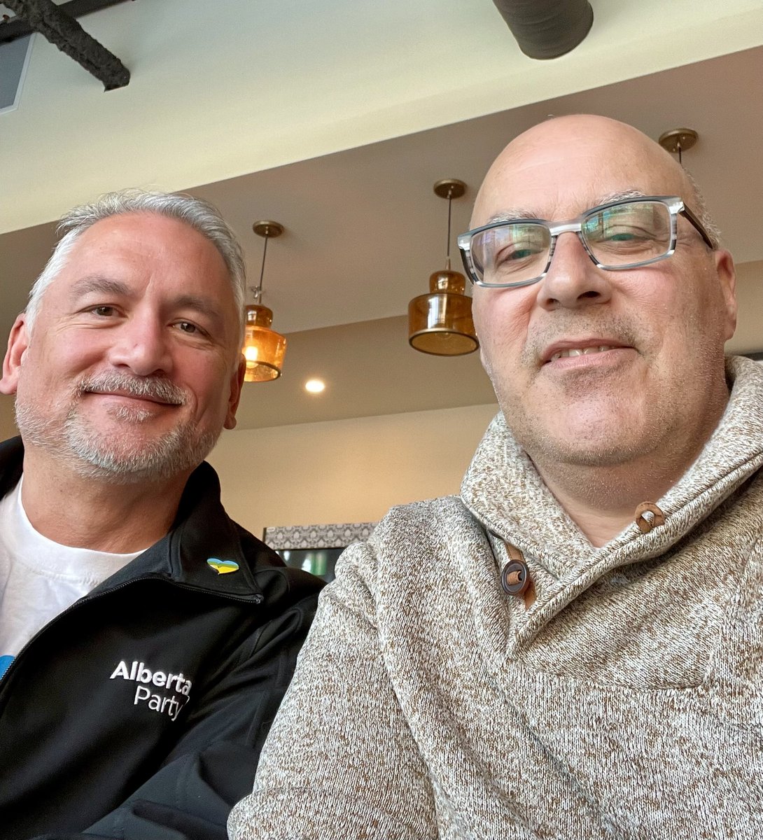kellyrudyk's tweet photo. Look who I had the pleasure of chatting with. All things #greatgovernance were discussed. Including #prioritybasedbudgeting
Thanks @BarryMorishita and @AlbertaParty for such an enlightening conversation. https://t.co/9xfNzfH8sN
