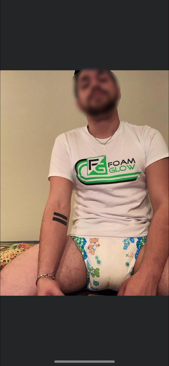 DlJeg's tweet photo. First post here! New to Twitter! #Diaperboys #abdl #diapergay https://t.co/G7W44XeU7w
