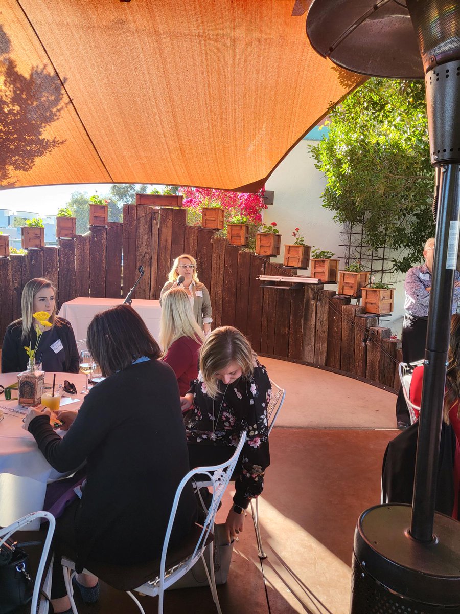 arcorohr's tweet photo. We're so happy to have been a part of #NAWICPhoenix's #WomeninConstructionWeek Mixer. We hope attendees felt inspired after a wonderful afternoon with their peers.
#Arcoro #Software #WICWeek2022 https://t.co/djOym8COYh