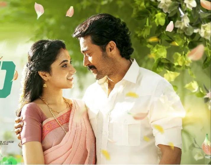 NadippR's tweet photo. A movie is something that must convey to the viewers but this it's beyond words..about parenting ,true love ,brotherhood most importantly it's potrayed the power of women! Suriya anna u rocked in all ways.. Proud  to be a annbana fan.. Late aa dhan pathe but it's ok da😝❤ https://t.co/UQnUlASOE1