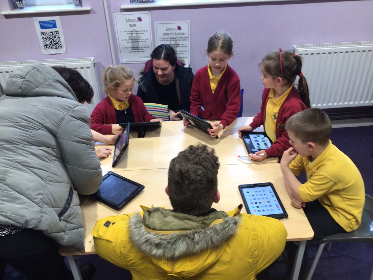 ClaireGreenway4's tweet photo. A workshop with a focus on Literacy from Mrs Kearton,  @MrCStJames &amp;  @MissGStJames was well received by all. Children from across the school shared their use of iPad to enhance their learning. @AppleEDU #AppleDistinguishedSchool https://t.co/eMC9uYFp1u