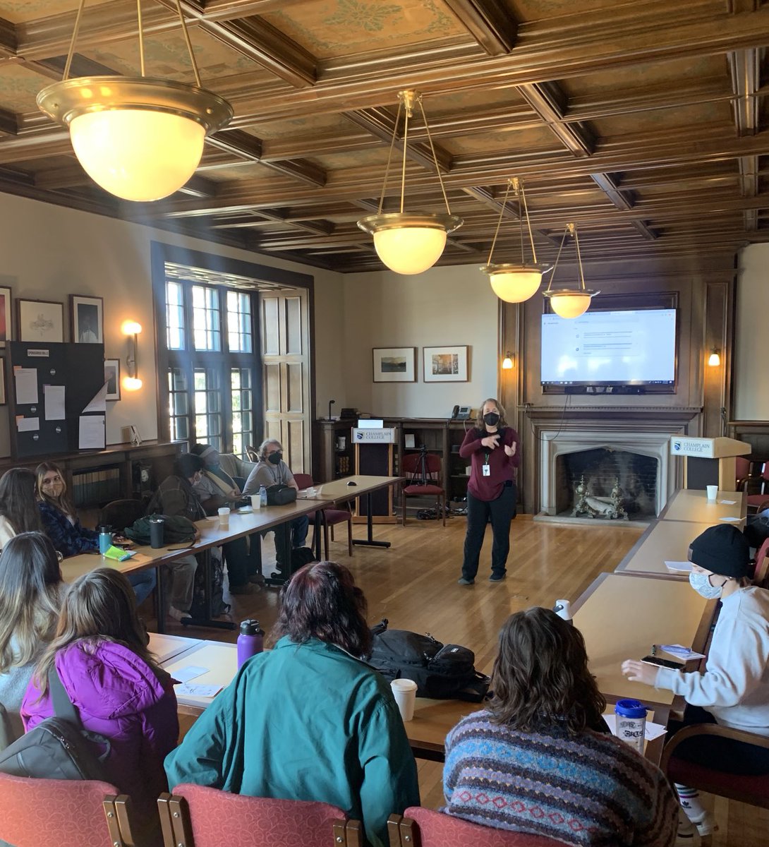 FoergTarn's tweet photo. ⁦@ChamplainEdu⁩ ⁦@ChamplainSW⁩ #champ-civic ⁦@NASWVTnews Fantastic to engage w/social work legislators in VT. Thanks Reps. ⁦@tanyavforvt⁩ ⁦@briancinavt⁩ ⁦⁦@BRVermont⁩ ⁦, A. Pugh &amp; K. Donnally for highlighting policy work IS social work! https://t.co/oVxyxkm8Fz