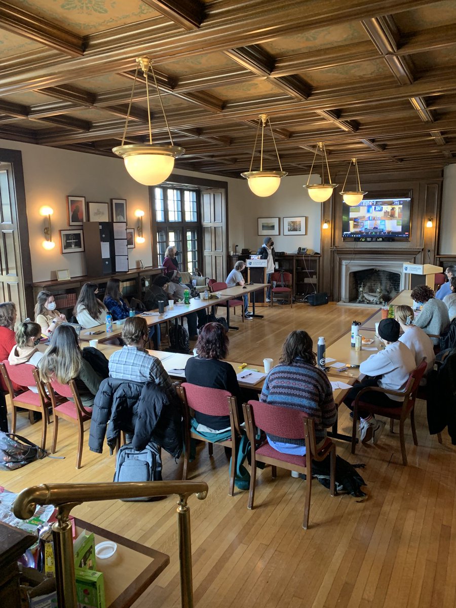 FoergTarn's tweet photo. ⁦@ChamplainEdu⁩ ⁦@ChamplainSW⁩ #champ-civic ⁦@NASWVTnews Fantastic to engage w/social work legislators in VT. Thanks Reps. ⁦@tanyavforvt⁩ ⁦@briancinavt⁩ ⁦⁦@BRVermont⁩ ⁦, A. Pugh &amp; K. Donnally for highlighting policy work IS social work! https://t.co/oVxyxkm8Fz